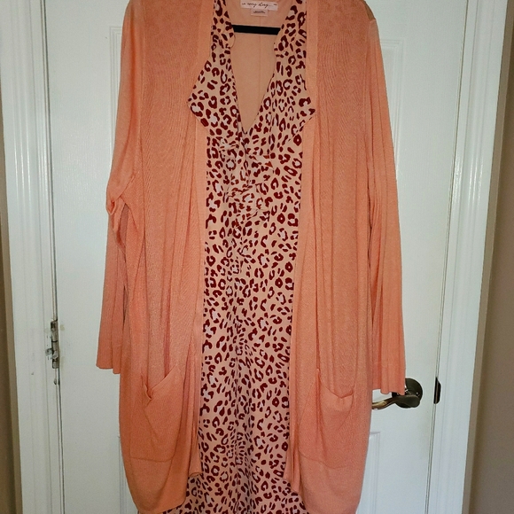 Sweater - Picture 2 of 4